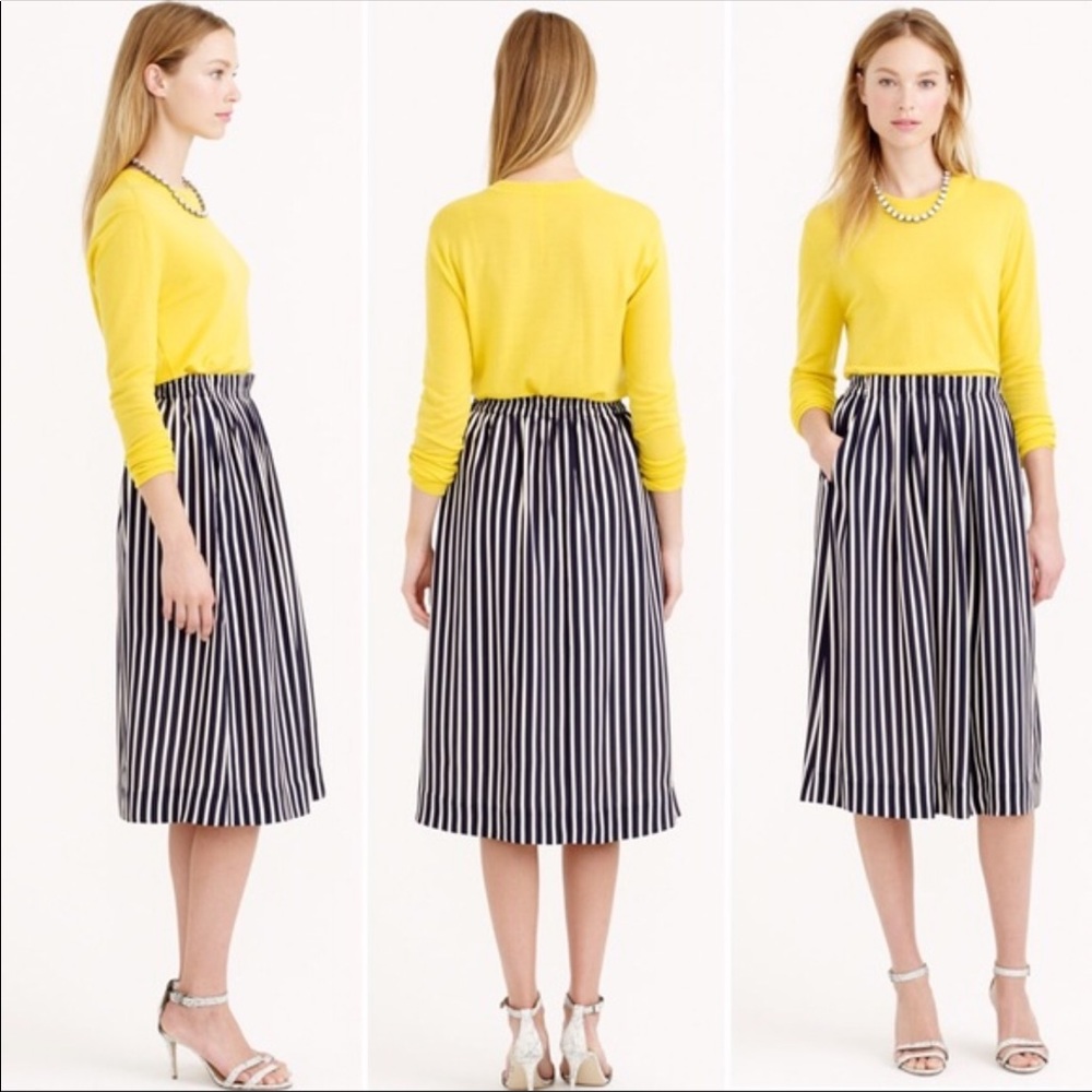 J Crew Navy/white striped midi skirt Size 0